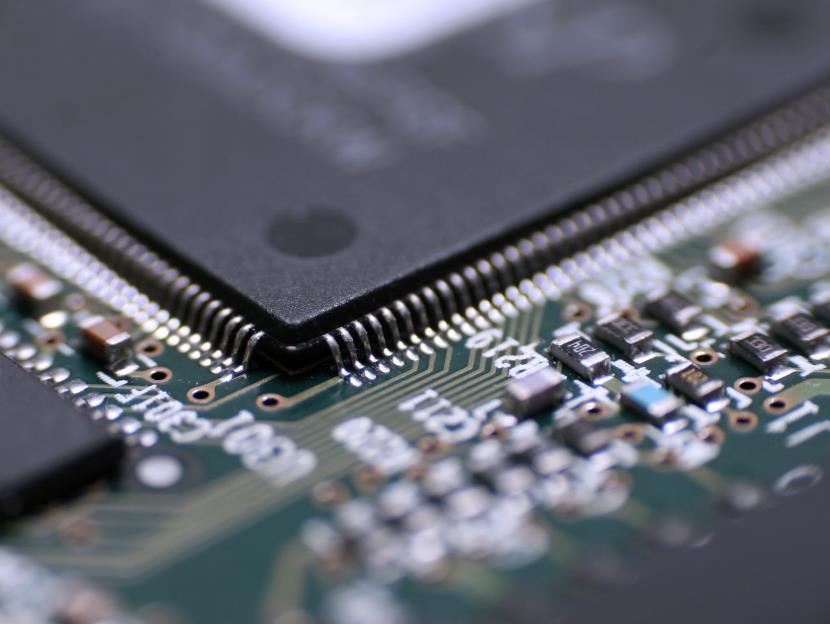 Memory Types in FPGA, CPU, and GPU Designs