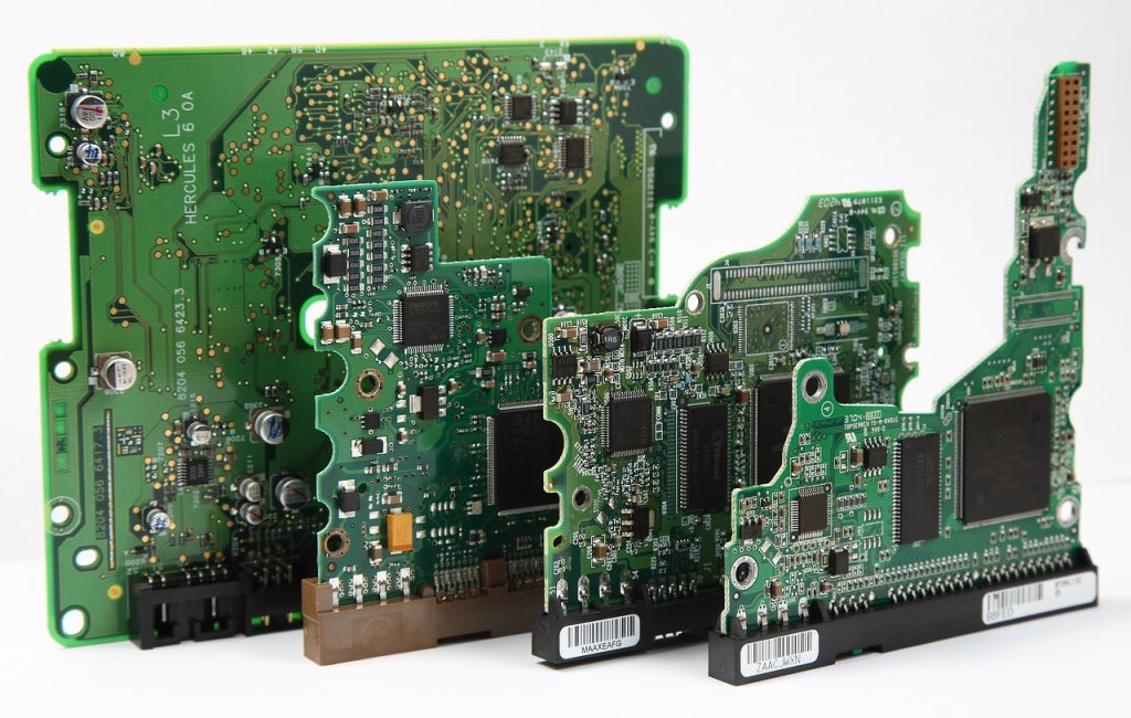 mother-board-5496177_1280
